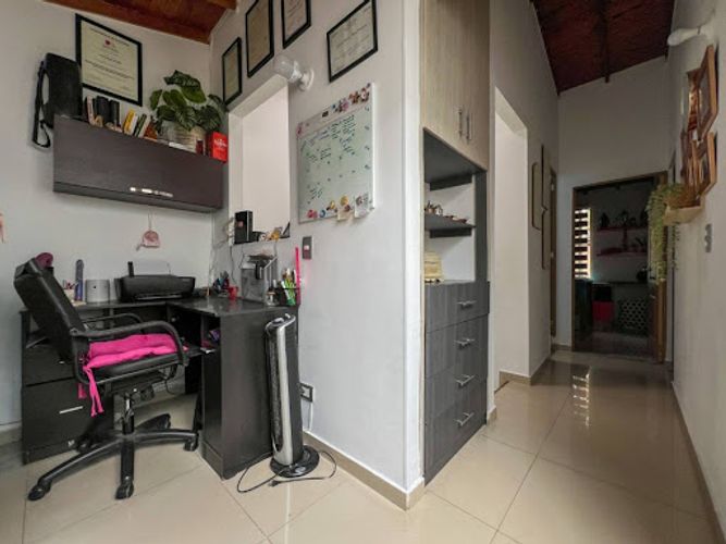 Casa de 3 alcobas en venta en El Trianon, Envigado, 102 m² · foto 5 de 14