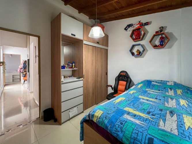 Casa de 3 alcobas en venta en El Trianon, Envigado, 102 m² · foto 7 de 14