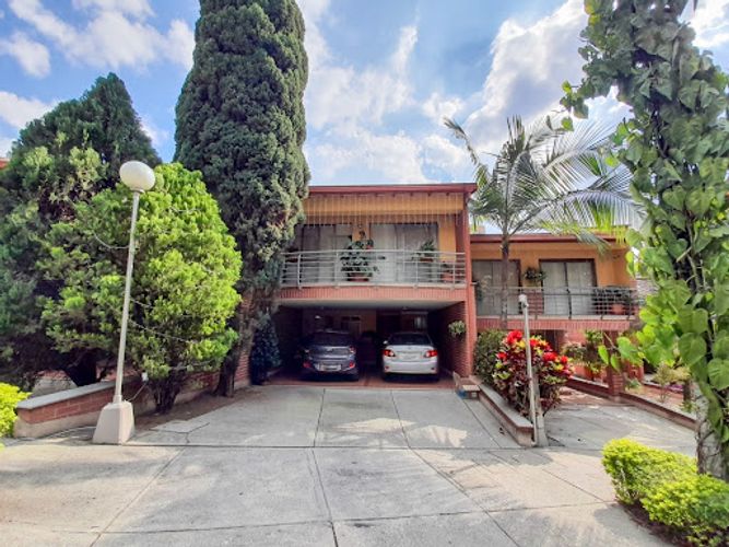 Casa de 3 alcobas en venta en Claraval, Envigado, 300 m² · foto 21 de 21