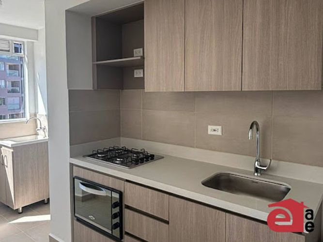 Apartamento de 2 alcobas en venta en Ub. Ojo De Agua, Rionegro, 58 m² · foto 3 de 14