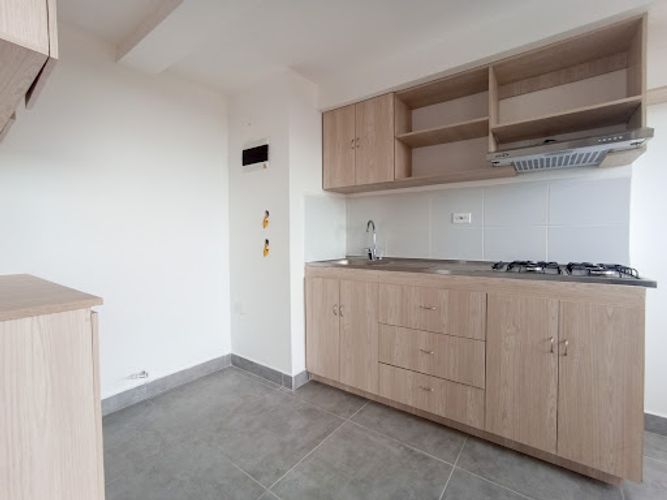 Apartamento de 2 alcobas en venta en Fontibon, Rionegro, 58 m² · foto 3 de 15