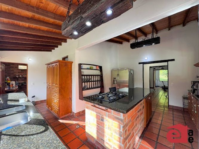 Casa de 3 alcobas en venta en Cuatro Esquinas, Rionegro · foto 8 de 24
