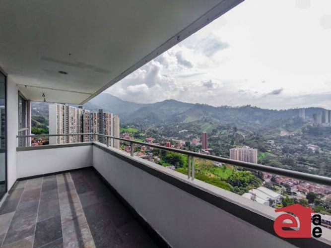 Apartamento de 4 alcobas en venta en Aves Maria, Sabaneta, 127 m² · foto 19 de 22