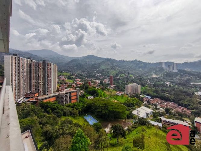 Apartamento de 4 alcobas en venta en Aves Maria, Sabaneta, 127 m² · foto 21 de 22