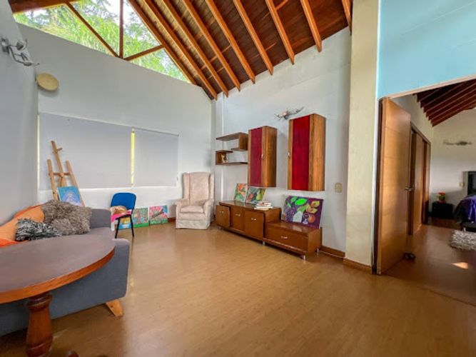 Casa de 3 alcobas en venta en El Chingui, Envigado · foto 8 de 24