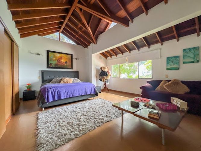 Casa de 3 alcobas en venta en El Chingui, Envigado · foto 9 de 24