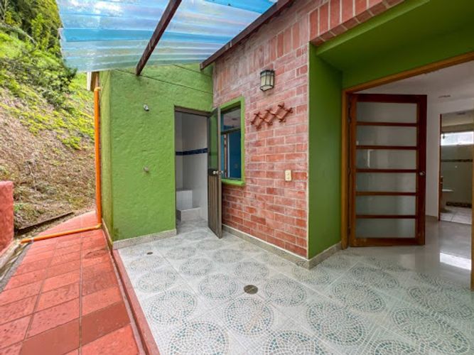 Casa de 3 alcobas en venta en El Chingui, Envigado · foto 20 de 24