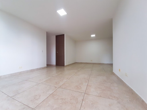 Apartamento en venta en La Ferreria, La Estrella · foto 2 de 17