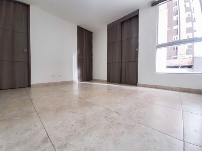 Apartamento en venta en La Ferreria, La Estrella · foto 4 de 17