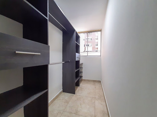 Apartamento en venta en La Ferreria, La Estrella · foto 8 de 17
