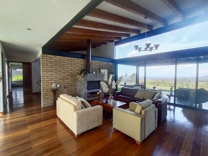Finca en venta en Pontezuela, Rionegro, 400 m² · foto 2 de 24
