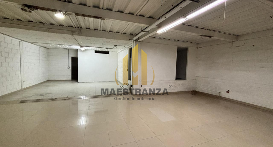 Oficina en venta en Laureles, Medellín, 1400 m² · foto 9 de 21