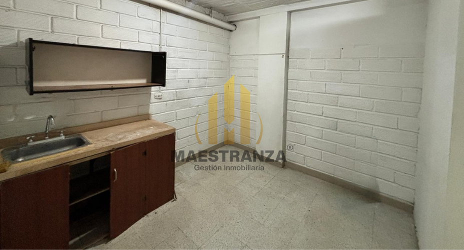 Oficina en venta en Laureles, Medellín, 1400 m² · foto 11 de 21