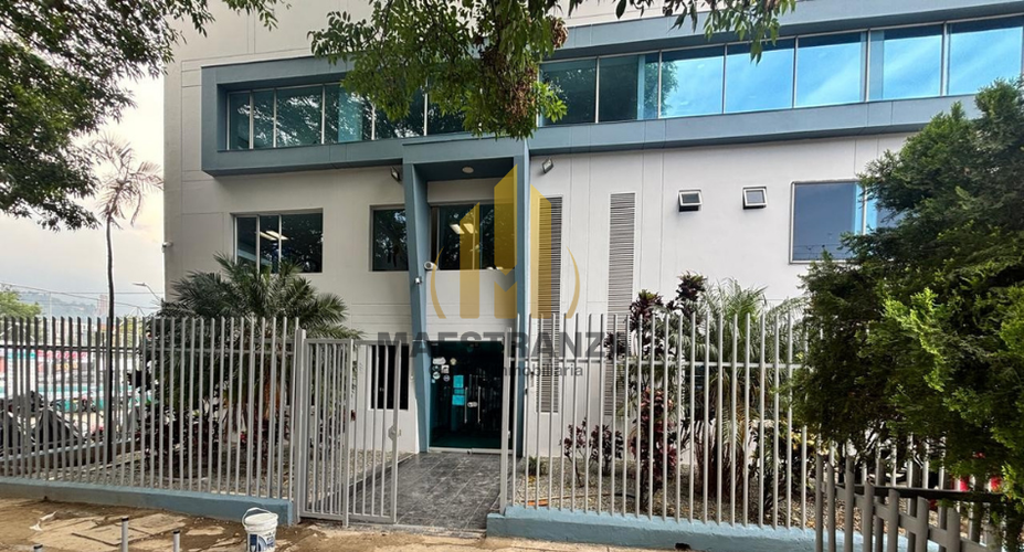Oficina en venta en Laureles, Medellín, 1400 m² · foto 21 de 21