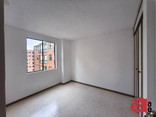 Apartamento en venta en Loma Del Escobero, Envigado · foto 4 de 22