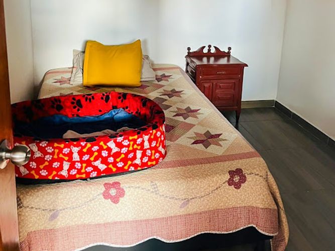 Casa de 7 alcobas en venta en El Porvenir, Rionegro, 240 m² · foto 12 de 15