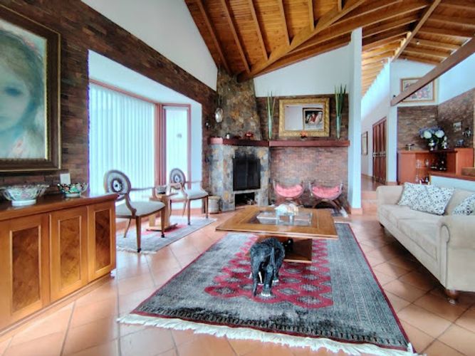 Casa de 4 alcobas en venta en Pontezuela, Rionegro · foto 2 de 24
