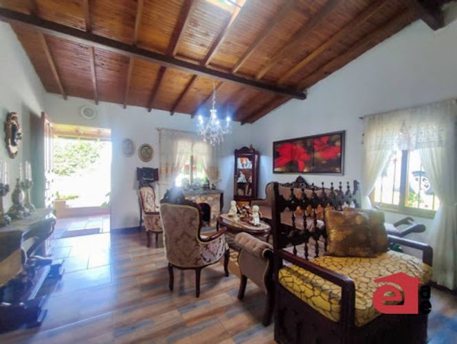 Casa de 5 alcobas en venta en Cristo Rey, El Carmen de Viboral · foto 2 de 24