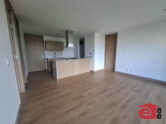Apartamento de 2 alcobas en venta en El Porvenir, Rionegro, 74 m² · foto 3 de 12