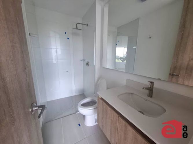 Apartamento de 2 alcobas en venta en El Porvenir, Rionegro, 74 m² · foto 9 de 12