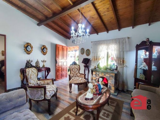 Casa de 5 alcobas en venta en Cristo Rey, El Carmen de Viboral · foto 4 de 24