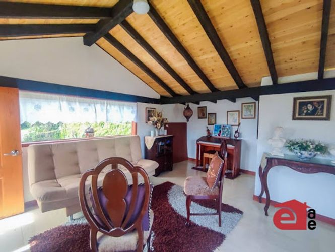 Casa de 5 alcobas en venta en Cristo Rey, El Carmen de Viboral · foto 6 de 24