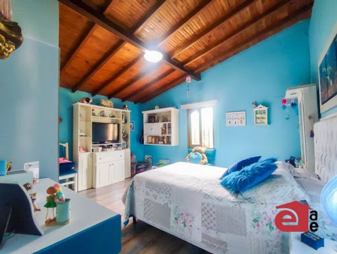Casa de 5 alcobas en venta en Cristo Rey, El Carmen de Viboral · foto 14 de 24