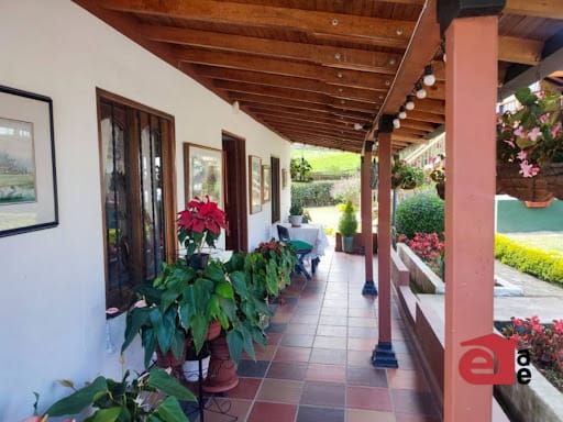 Casa de 5 alcobas en venta en Cristo Rey, El Carmen de Viboral · foto 22 de 24