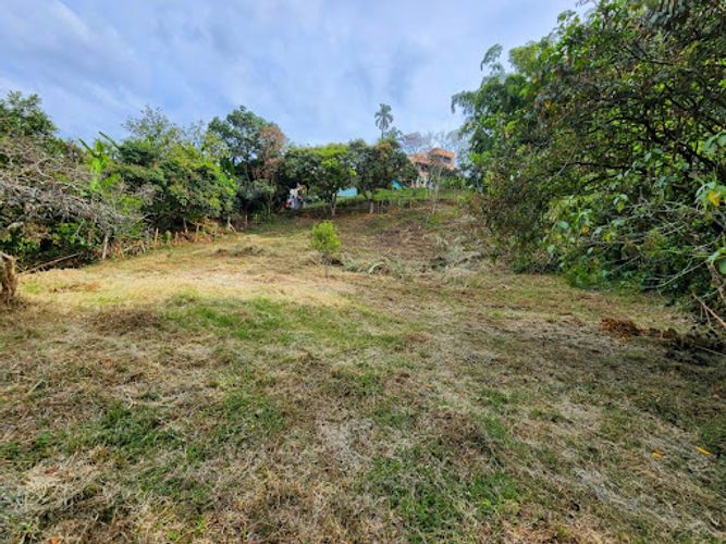 Lote en venta en San Rafael, Envigado, 1042 m² · foto 2 de 5