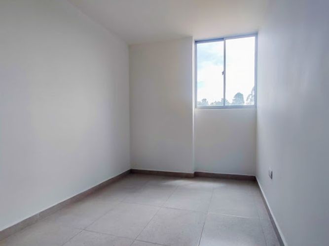 Apartamento de 2 alcobas en venta en Cuatro Esquinas, Rionegro, 57 m² · foto 7 de 13