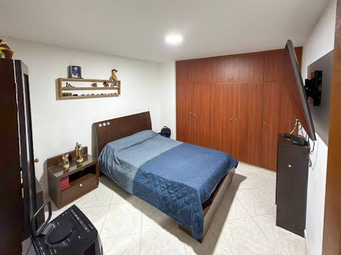 Apartamento de 3 alcobas en venta en Rionegro, 78 m² · foto 5 de 8