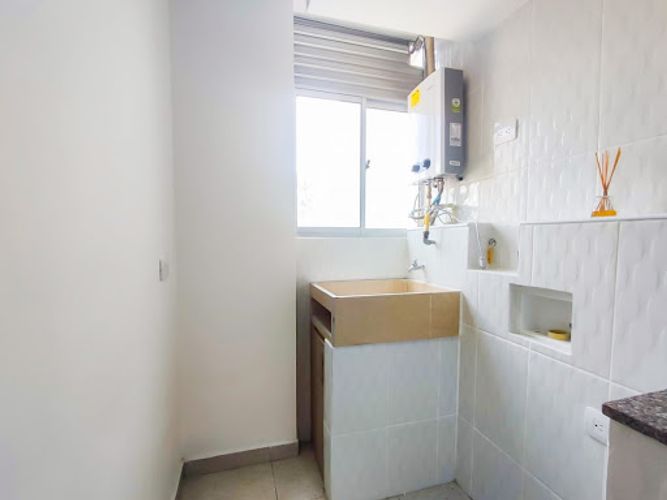 Apartamento de 2 alcobas en venta en Cuatro Esquinas, Rionegro, 57 m² · foto 12 de 13