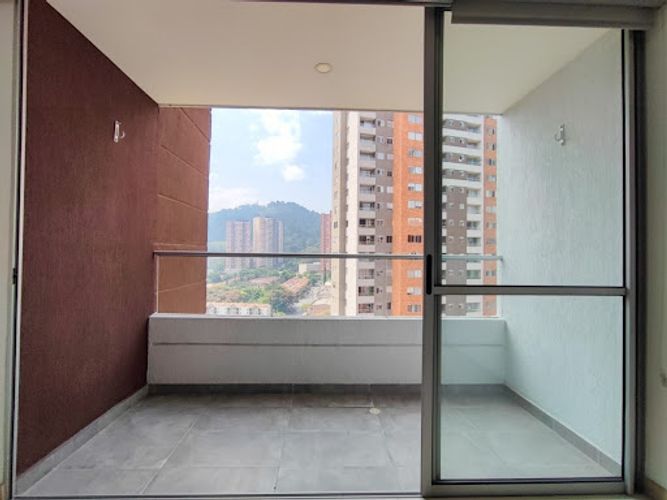 Apartamento en venta en Prados De Sabaneta, Sabaneta · foto 9 de 20