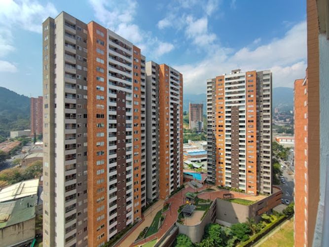 Apartamento en venta en Prados De Sabaneta, Sabaneta · foto 19 de 20