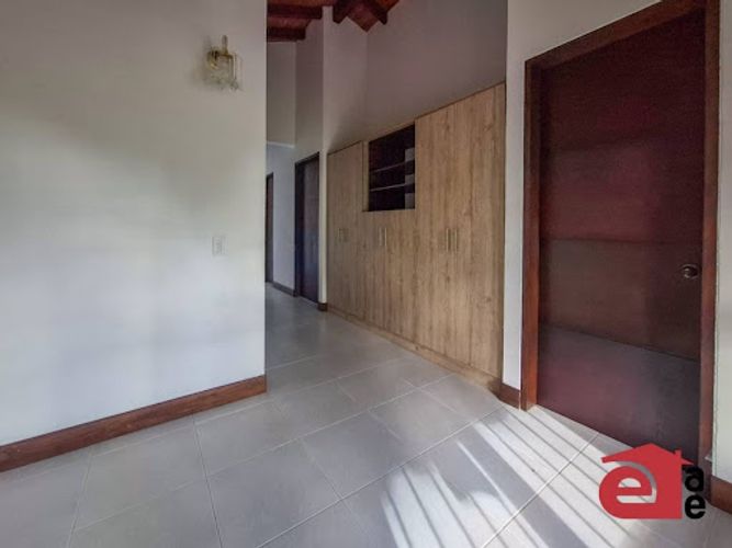Casa de 3 alcobas en venta en Lomitas, La Ceja · foto 6 de 24