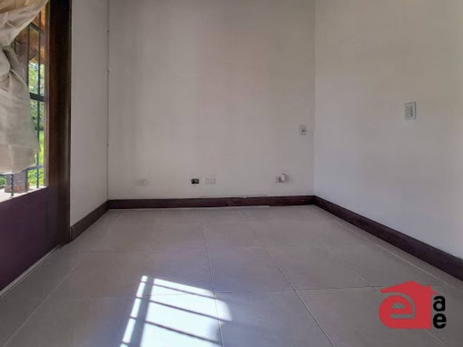 Casa de 3 alcobas en venta en Lomitas, La Ceja · foto 10 de 24