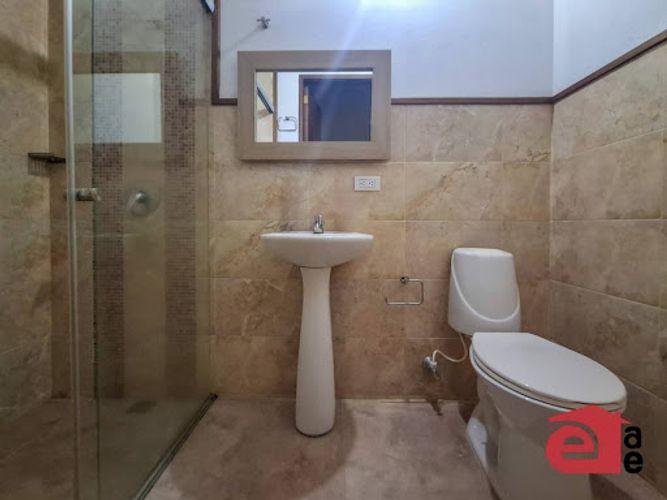 Casa de 3 alcobas en venta en Lomitas, La Ceja · foto 18 de 24