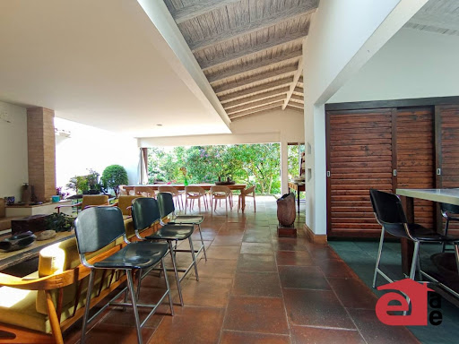 4BR House in Camino Verde (1631 m²) for Sale