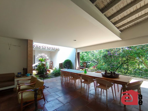 4BR House in Camino Verde (1631 m²) for Sale - 2