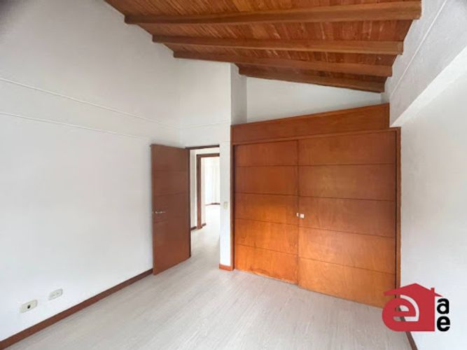 Apartamento de 3 alcobas en venta en El Retiro, 266 m² · foto 7 de 23