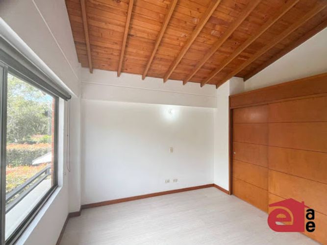 Apartamento de 3 alcobas en venta en El Retiro, 266 m² · foto 9 de 23