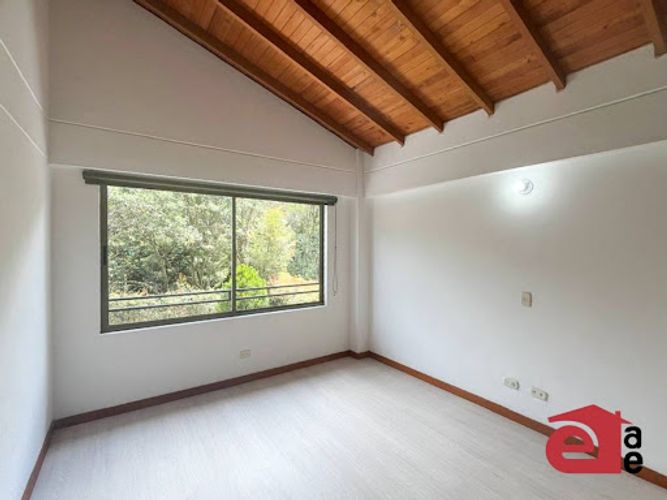 Apartamento de 3 alcobas en venta en El Retiro, 266 m² · foto 10 de 23
