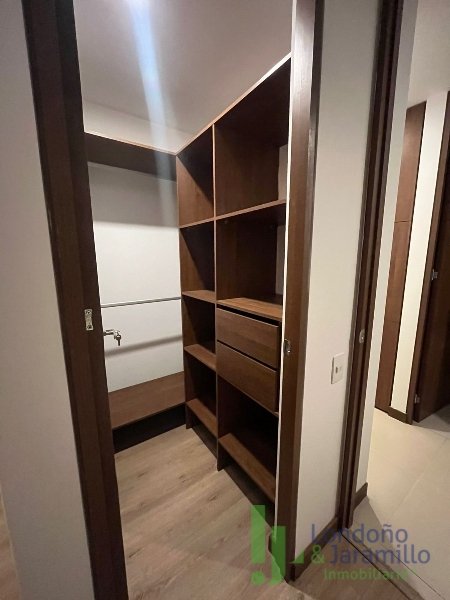 Apartamento en arriendo en El Poblado, Medellín · foto 11 de 18