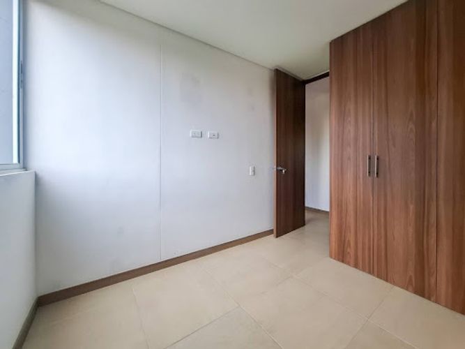 Apartamento de 3 alcobas en venta en Llano Grande, Rionegro, 84 m² · foto 5 de 15