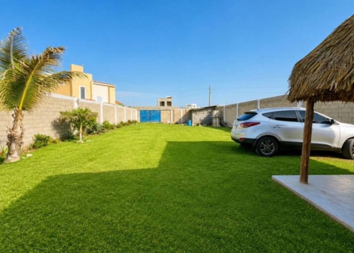 Casa en venta en Lagos Del Caujaral, Atlántico · foto 3 de 16