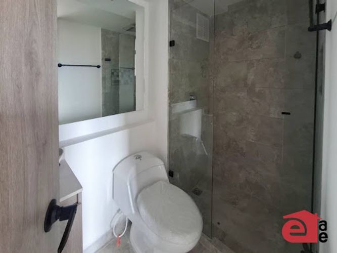 Apartamento de 2 alcobas en venta en Ub. Ojo De Agua, Rionegro, 54 m² · foto 6 de 11