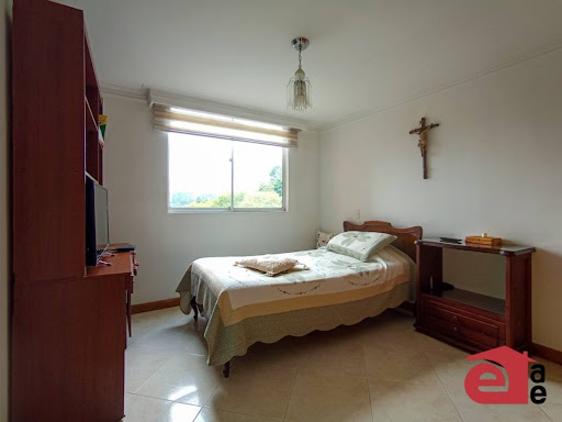 Apartamento en venta en Loma De Las Brujas, Envigado · foto 12 de 24