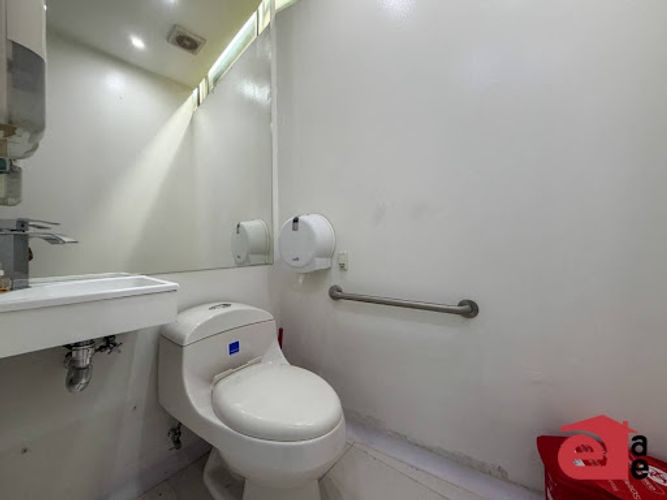 Local en venta en El Chocho, Envigado, 127 m² · foto 13 de 18
