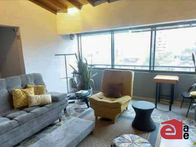 Apartamento de 4 alcobas en venta en Laureles, Medellín, 170 m² · foto 2 de 12