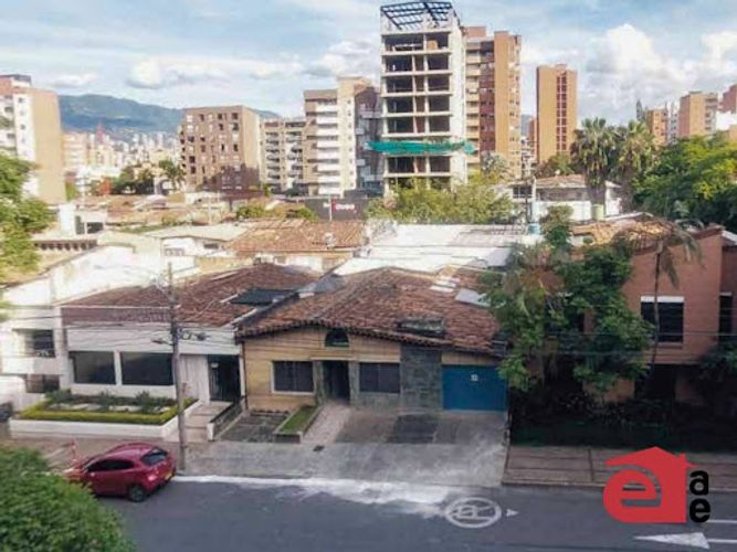 Apartamento de 4 alcobas en venta en Laureles, Medellín, 170 m² · foto 12 de 12